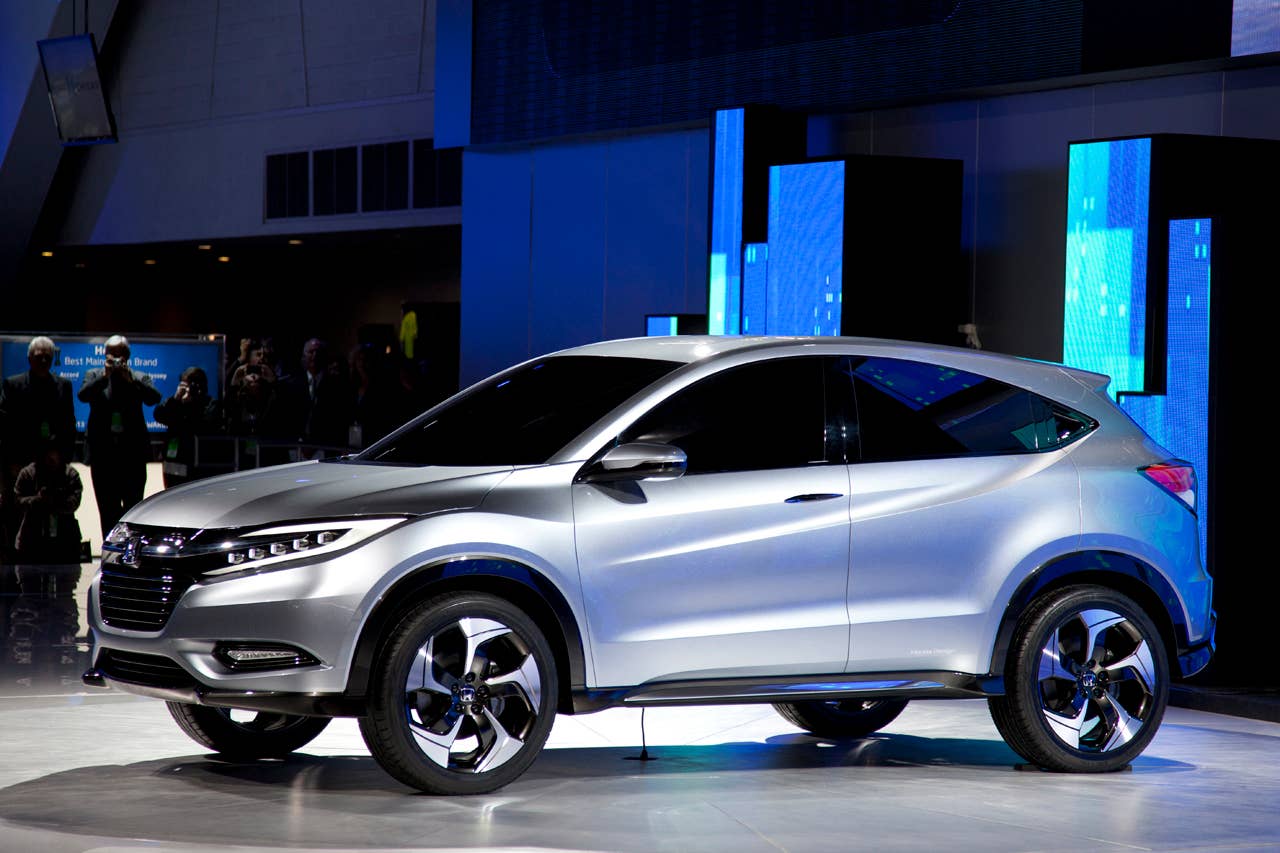 Honda Urban SUV Concept front 3/4