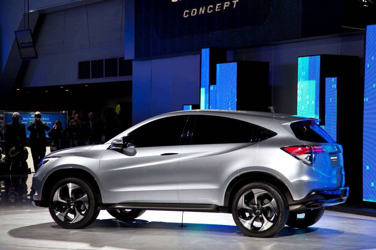 Honda Urban SUV Concept rear side