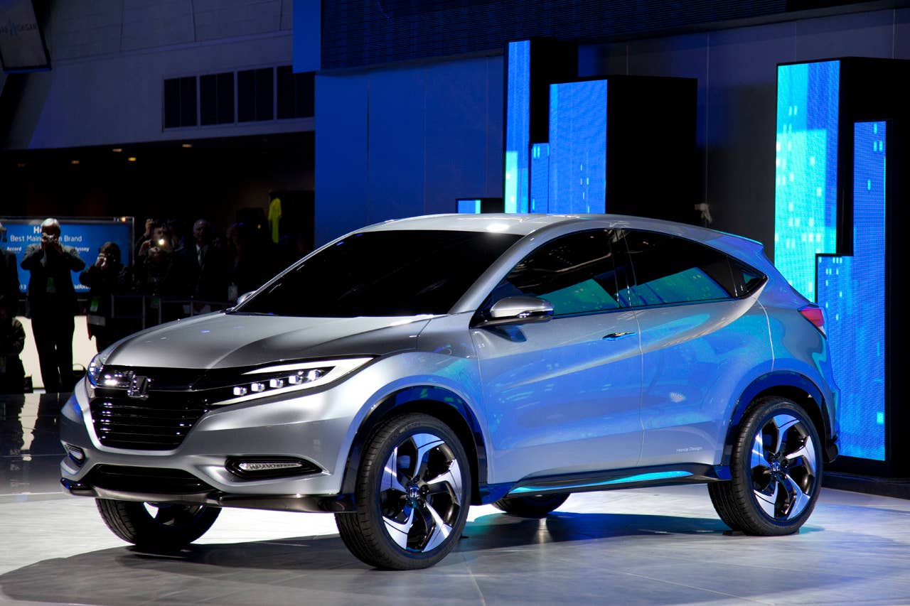 Honda Urban SUV Concept front 3/4