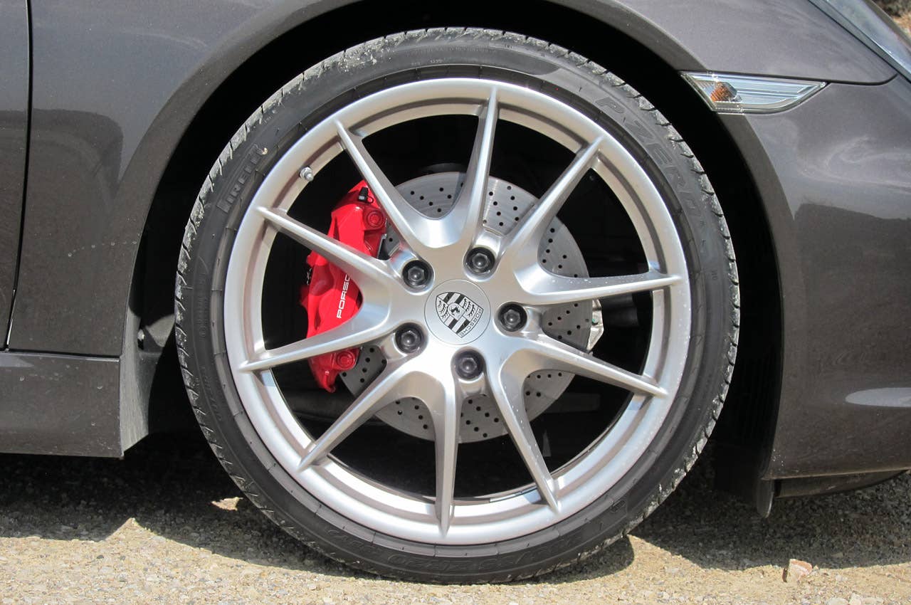 2013 Porsche Boxster S wheel