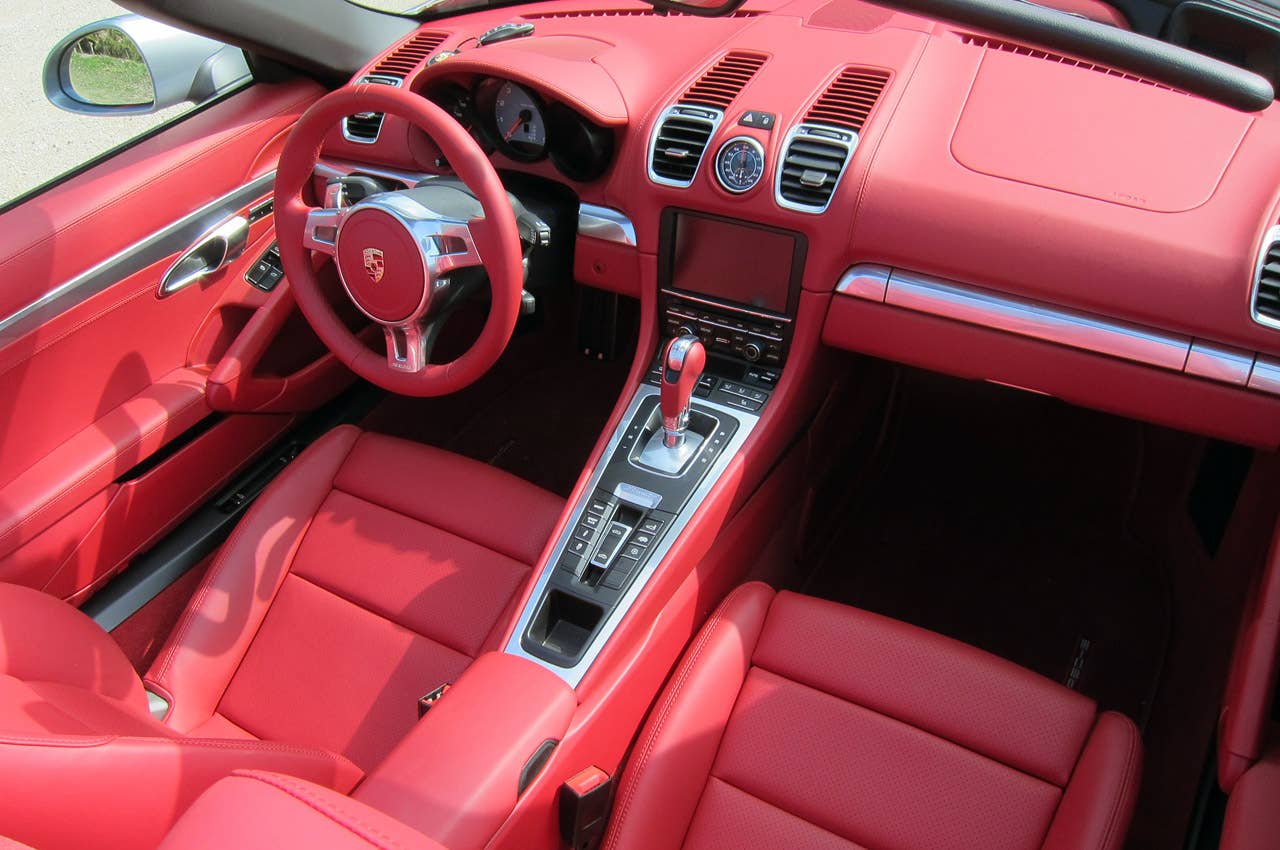 2013 Porsche Boxster S interior
