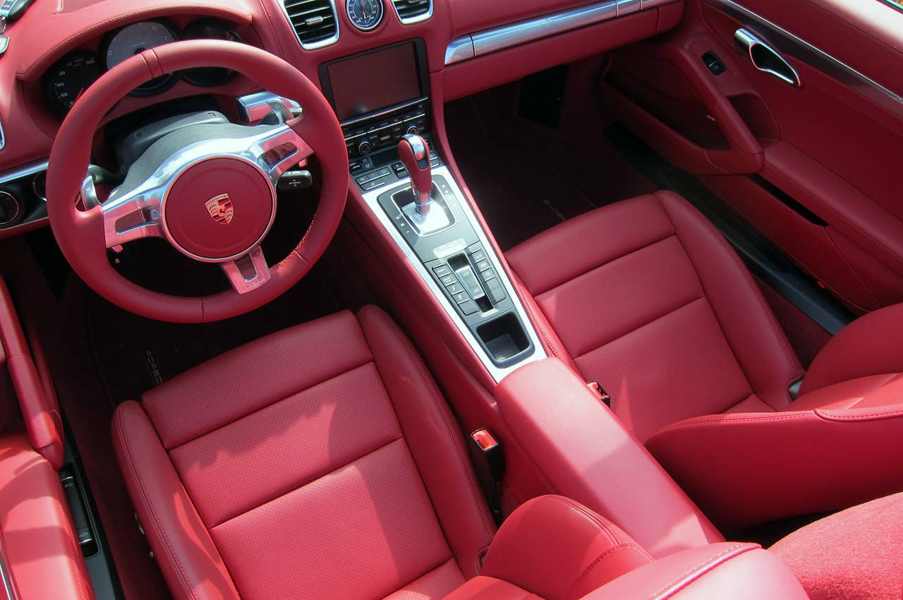 2013 Porsche Boxster S interior