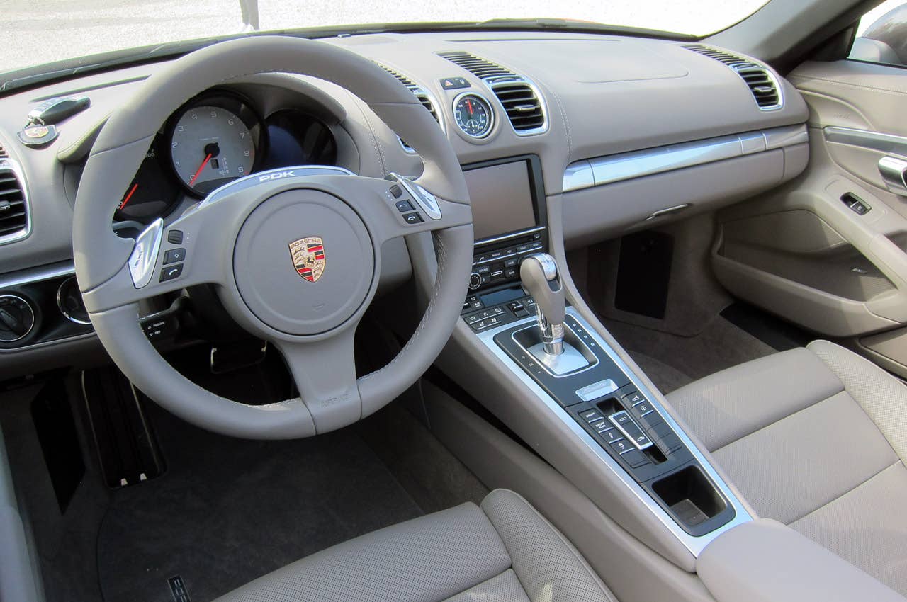 2013 Porsche Boxster S interior