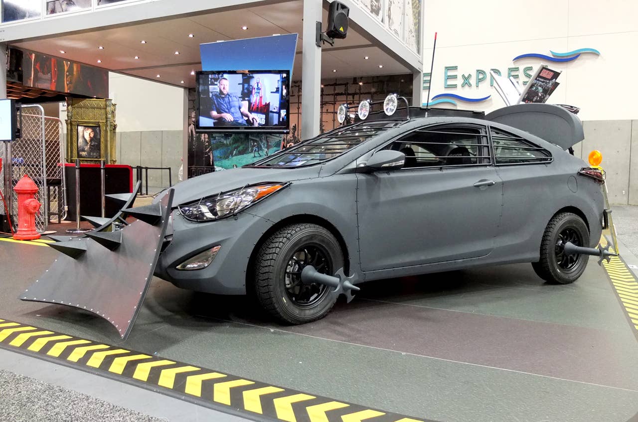 The Walking Dead Hyundai Elantra Coupe side