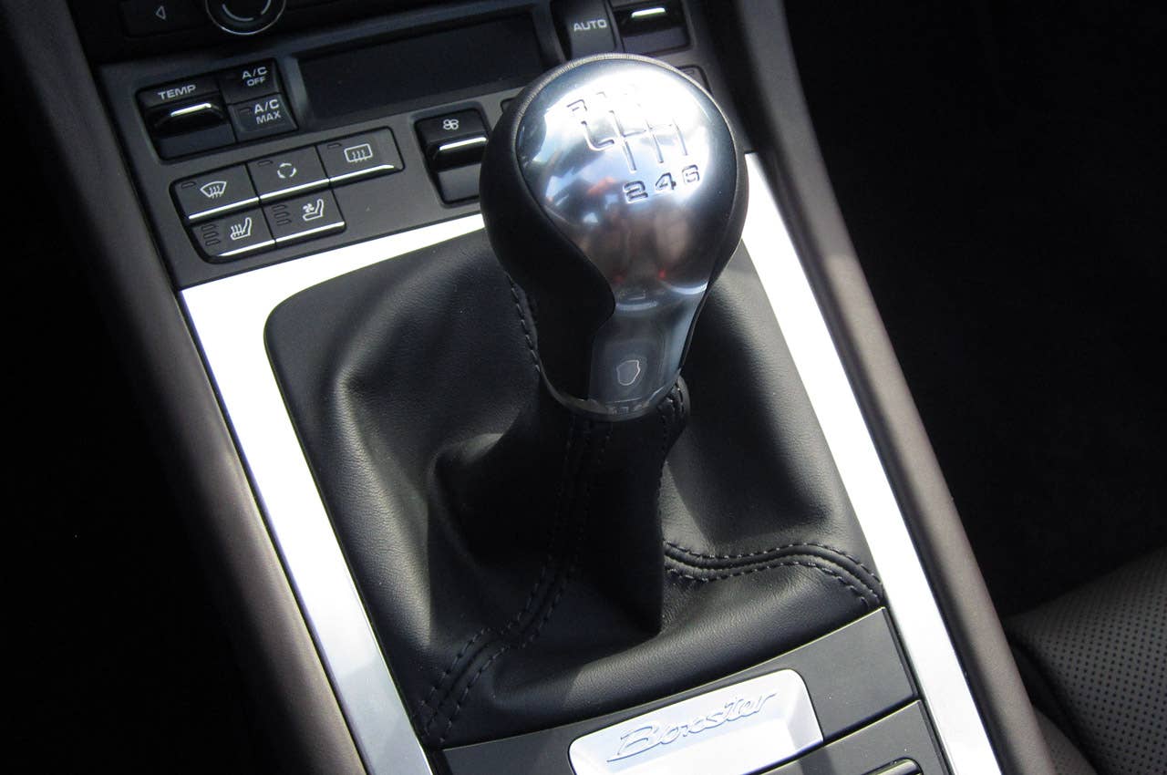 2013 Porsche Boxster S shifter