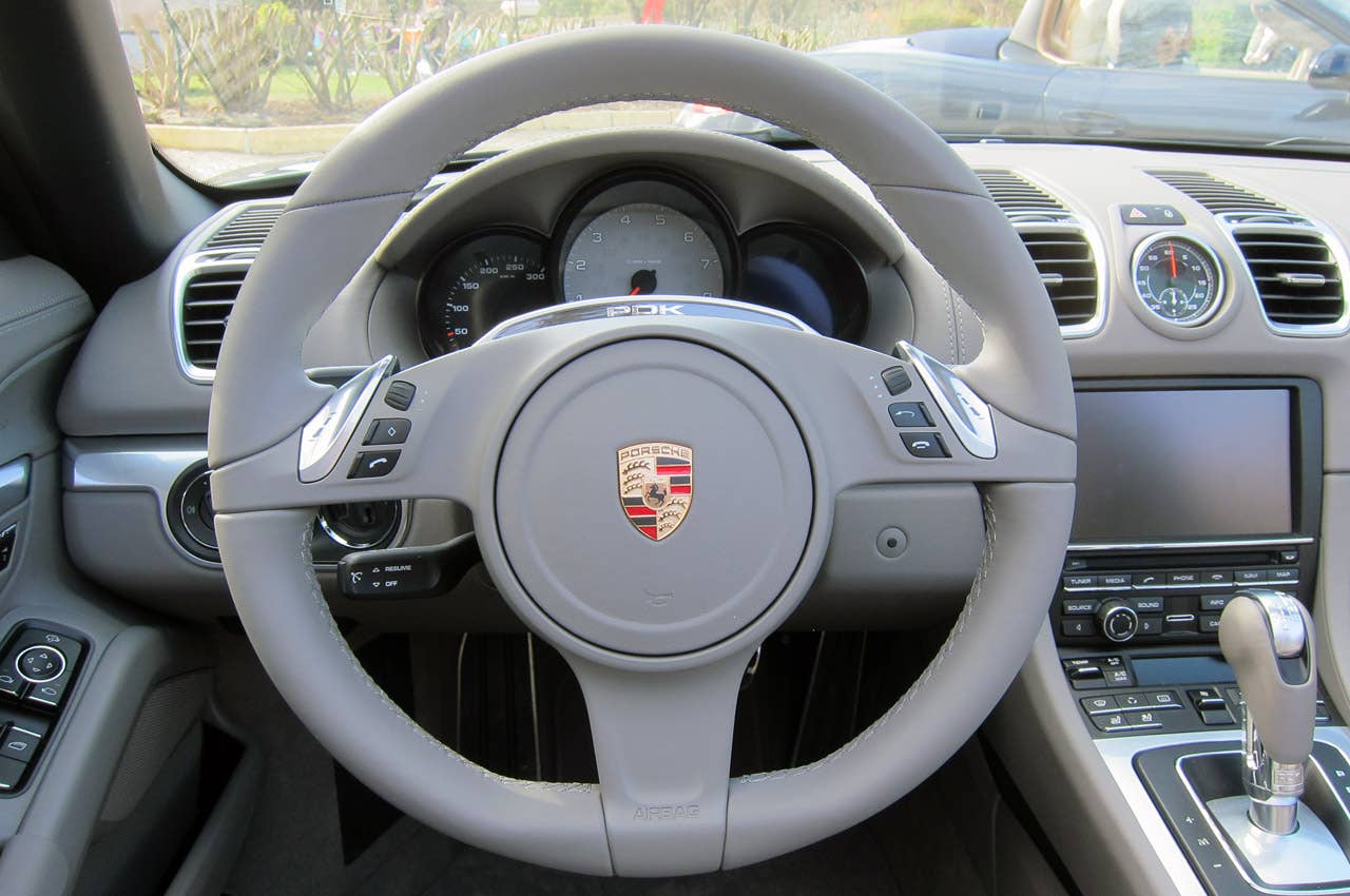 2013 Porsche Boxster S steering wheel