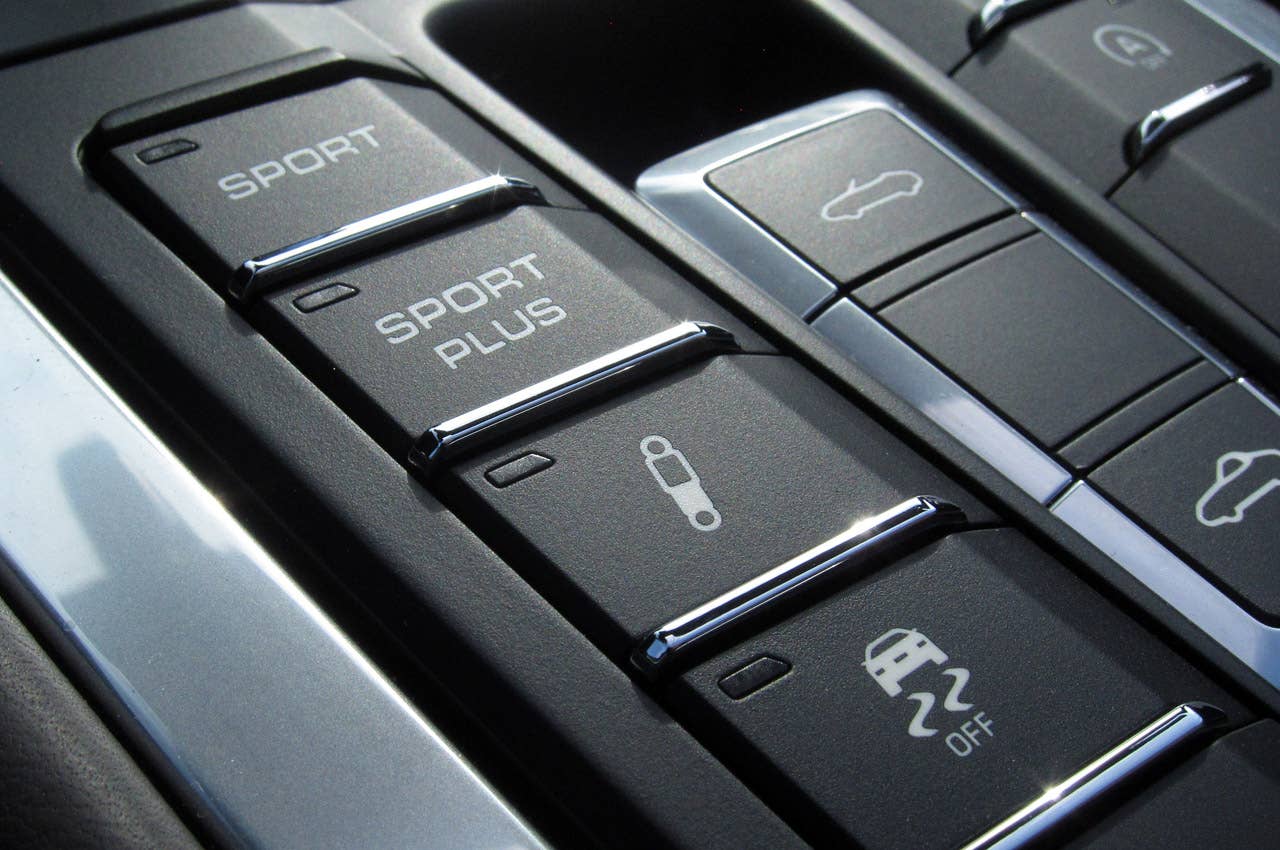 2013 Porsche Boxster S sport plus button