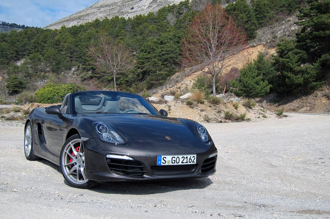2013 Porsche Boxster S front 3/4 view