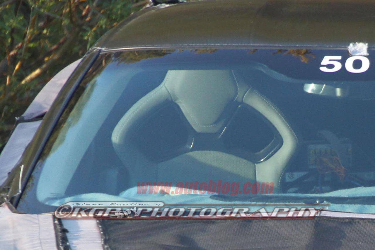 2014 Chevrolet Corvette C7 spy shots bucket seats