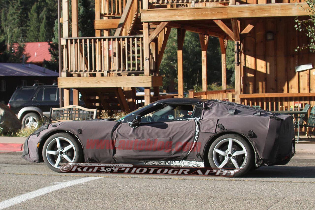 2014 Chevrolet Corvette C7 spy shots side