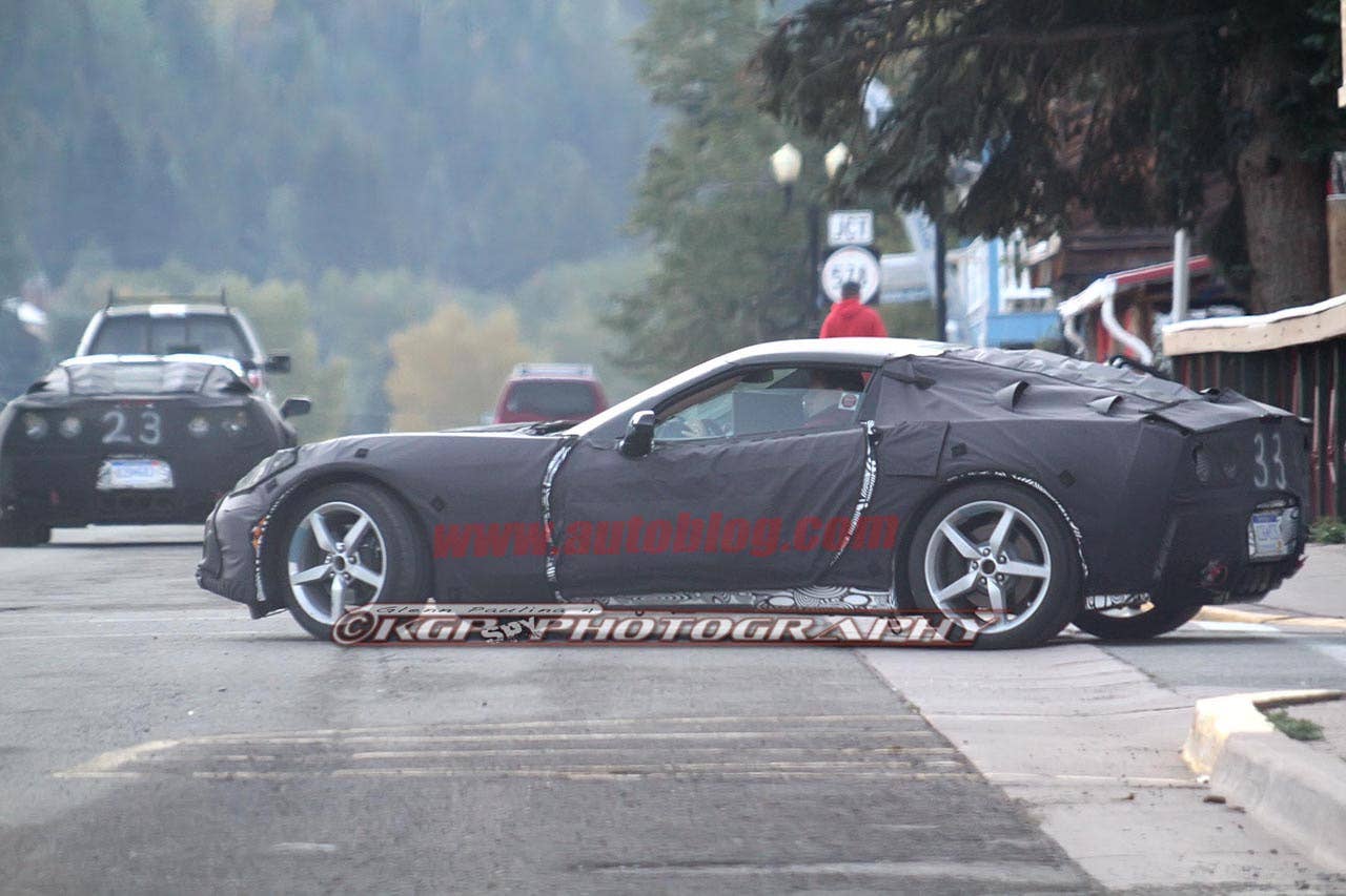 2014 Chevrolet Corvette C7 spy shots side