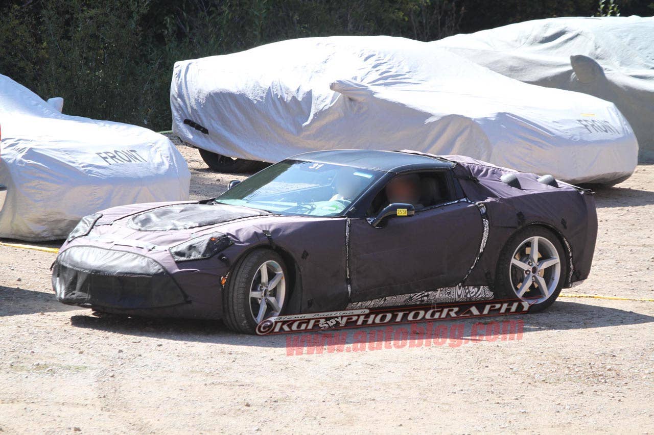2014 Chevrolet Corvette C7 spy shots front 3/4