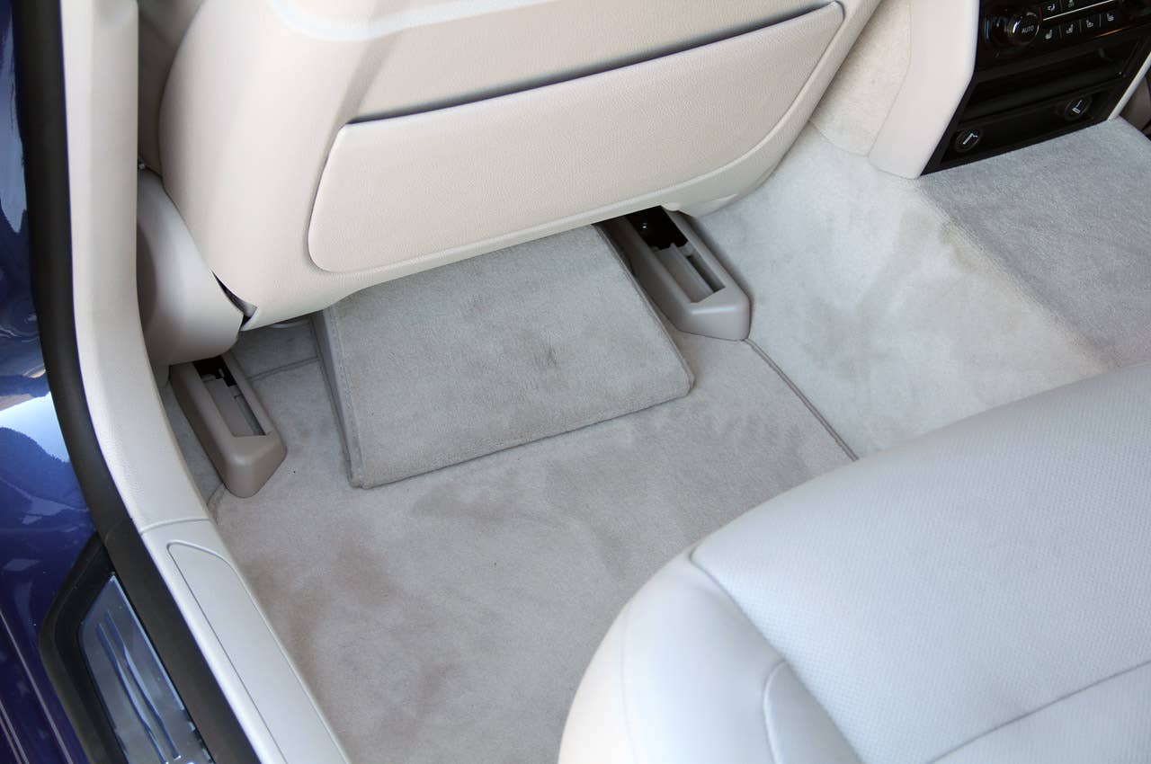 2013 BMW Alpina B7 rear seats