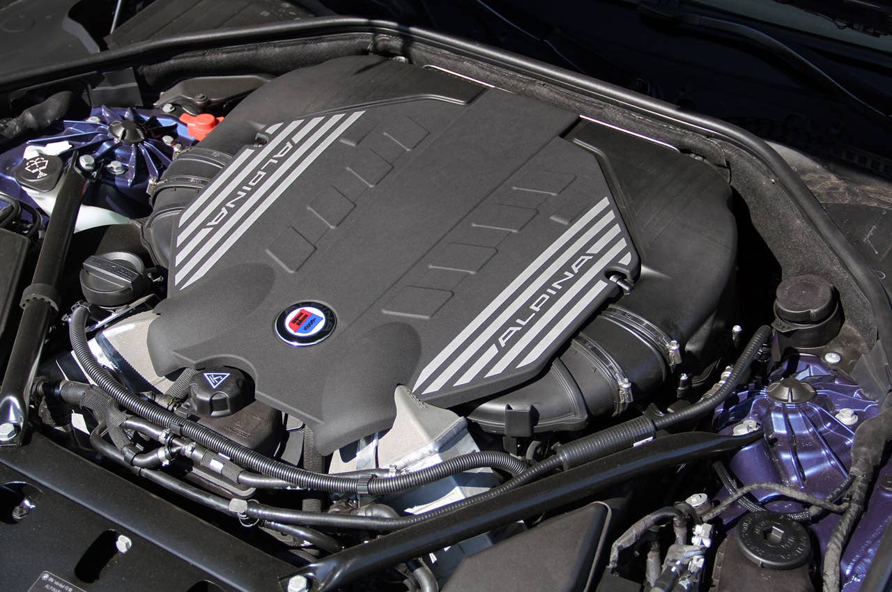 2013 BMW Alpina B7 engine