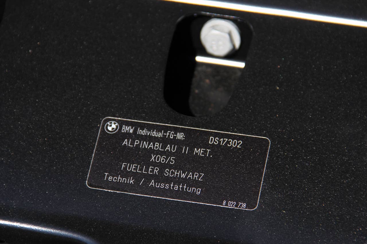 2013 BMW Alpina B7 engine detail