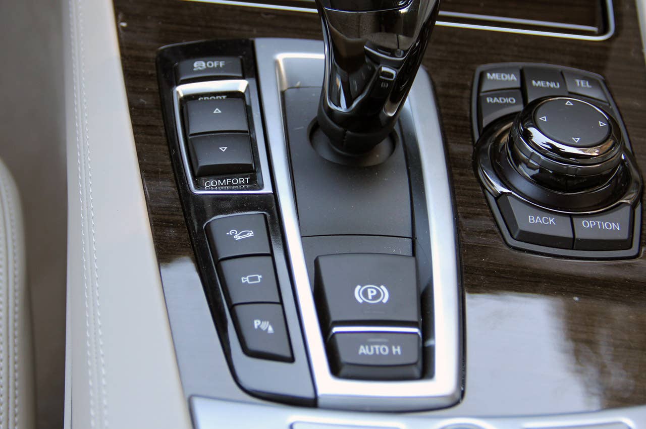 2013 BMW Alpina B7 center console controls