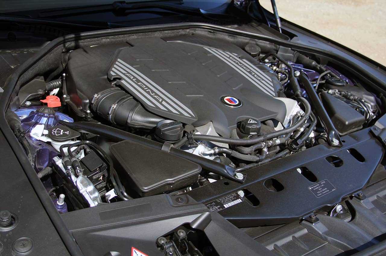 2013 BMW Alpina B7 engine
