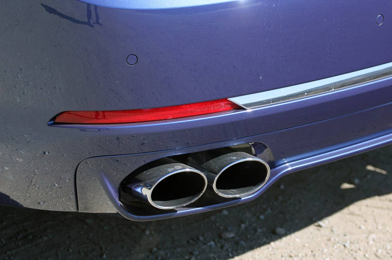 2013 BMW Alpina B7 exhaust tips