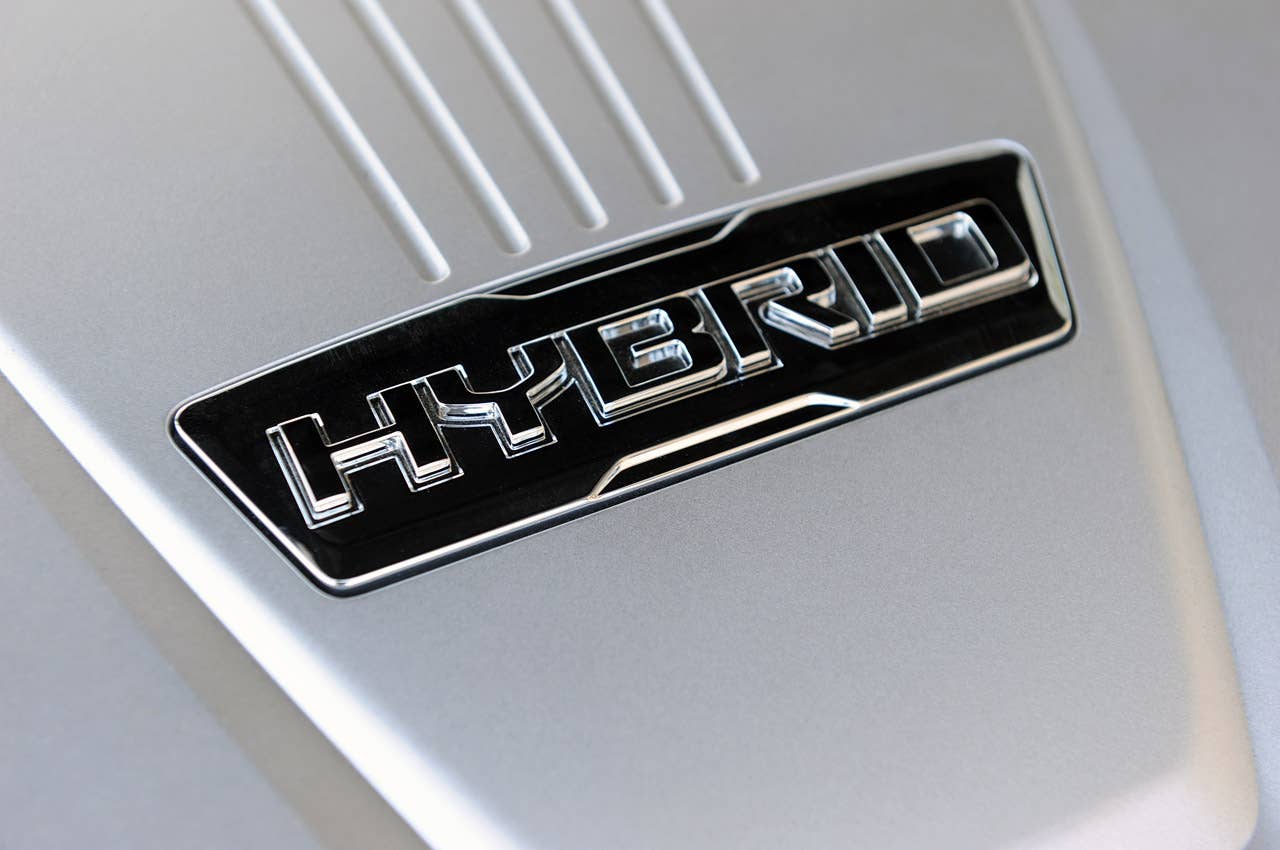 2011 Kia Optima Hybrid engine badge
