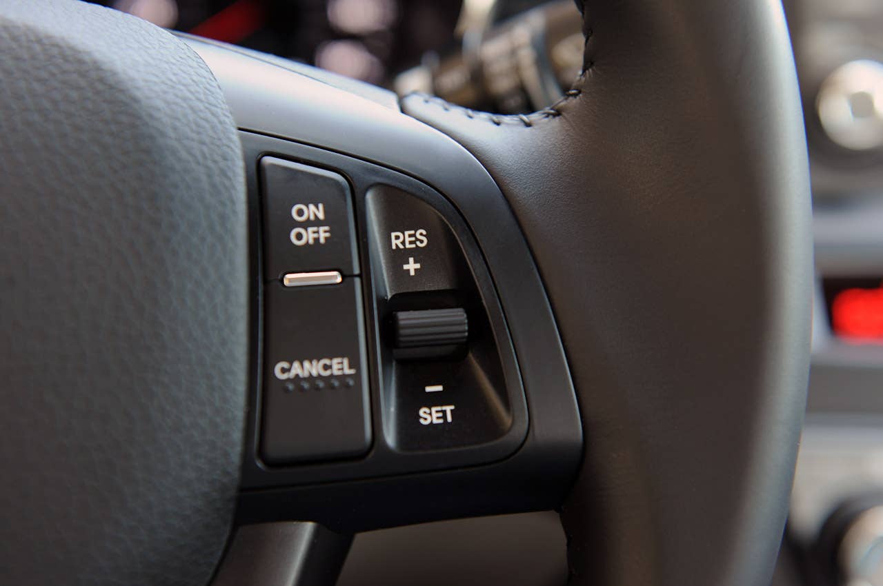 2011 Kia Optima Hybrid steering wheel controls