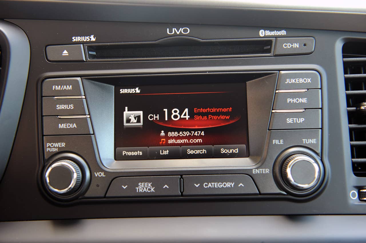 2011 Kia Optima Hybrid UVO system
