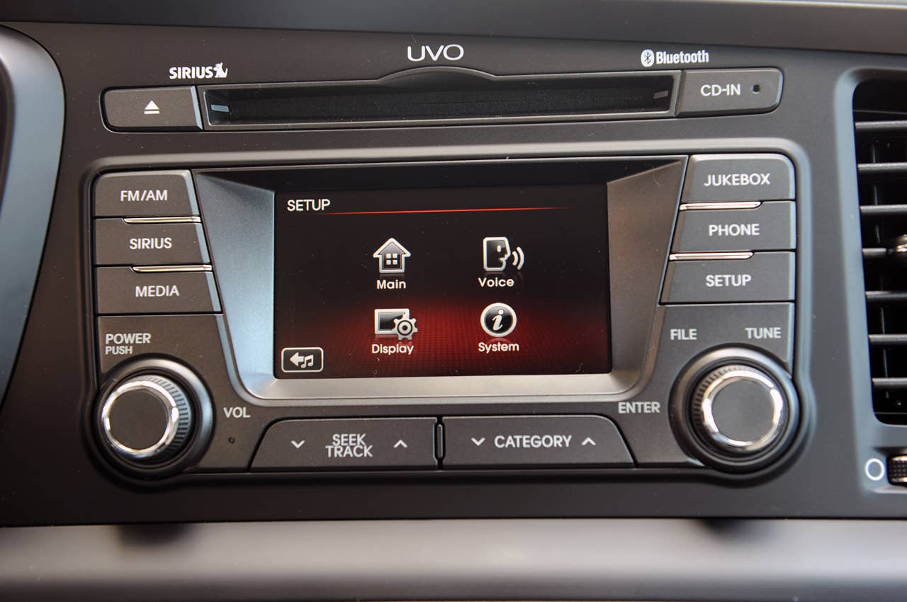 2011 Kia Optima Hybrid UVO system