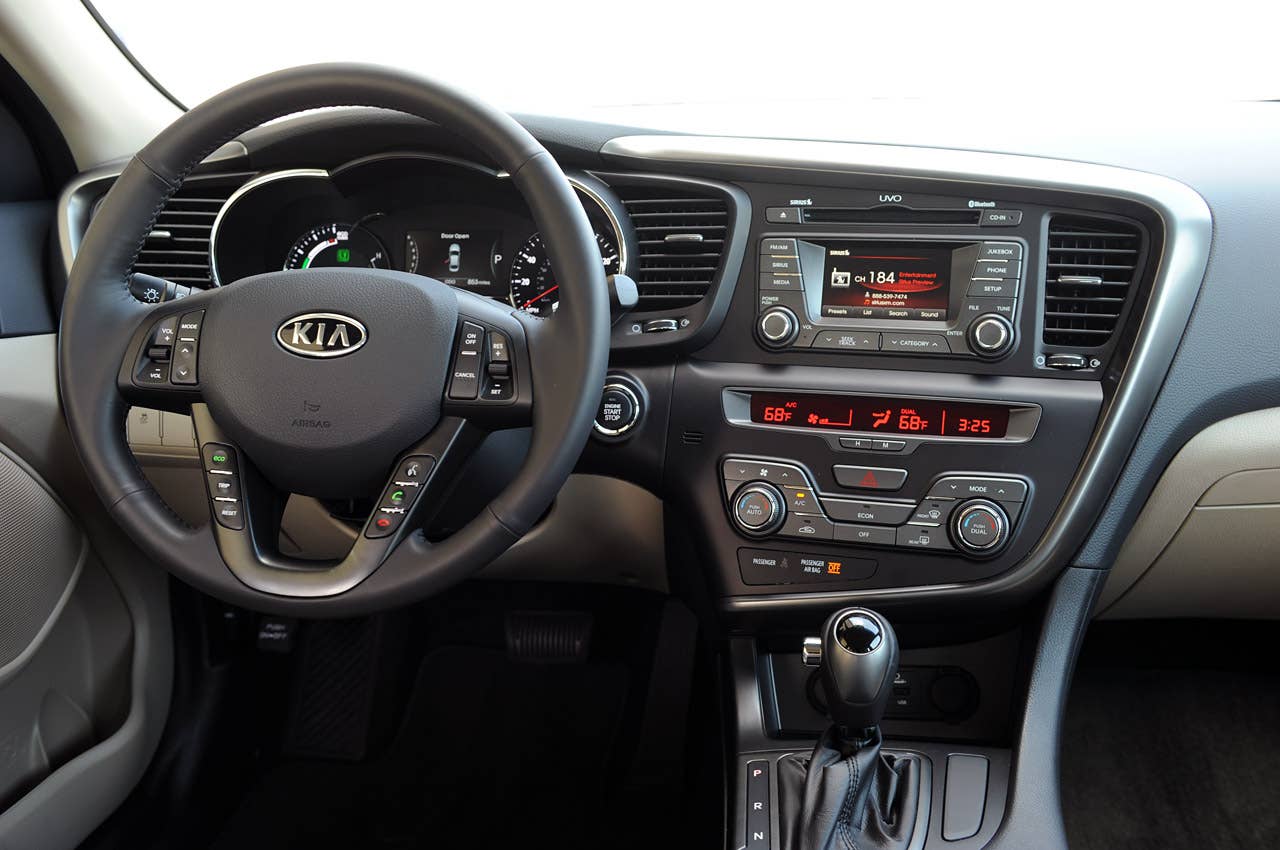 2011 Kia Optima Hybrid interior