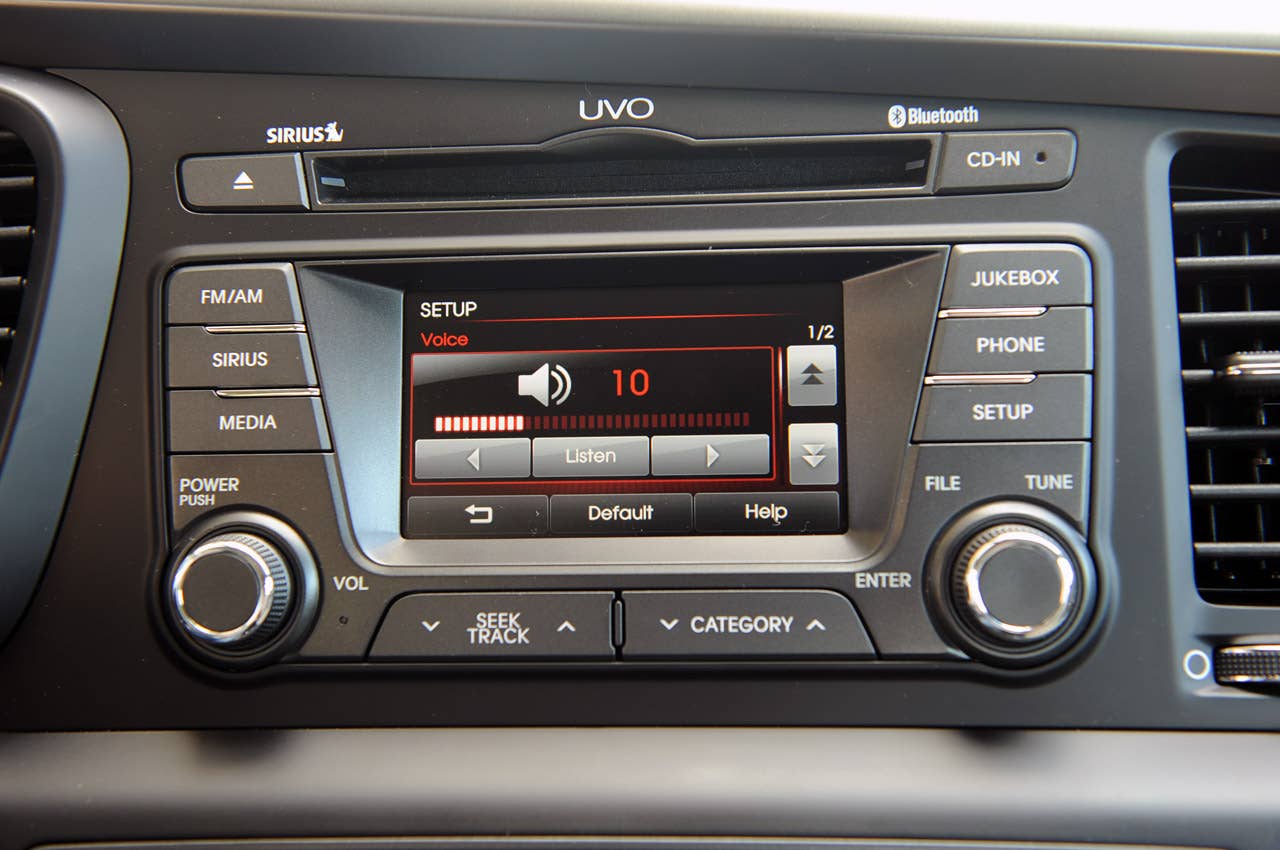 2011 Kia Optima Hybrid UVO system