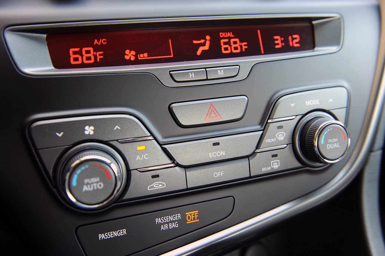 2011 Kia Optima Hybrid climate controls