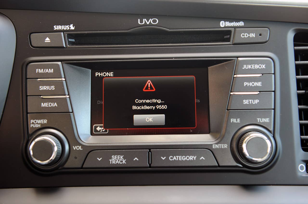 2011 Kia Optima Hybrid UVO system