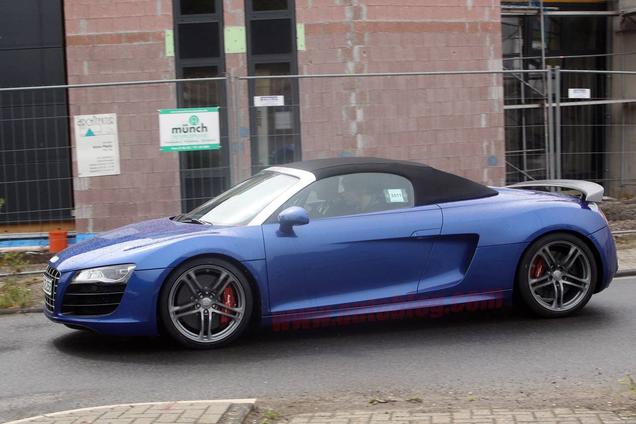 Spy Shots: Audi R8 GT Spyder