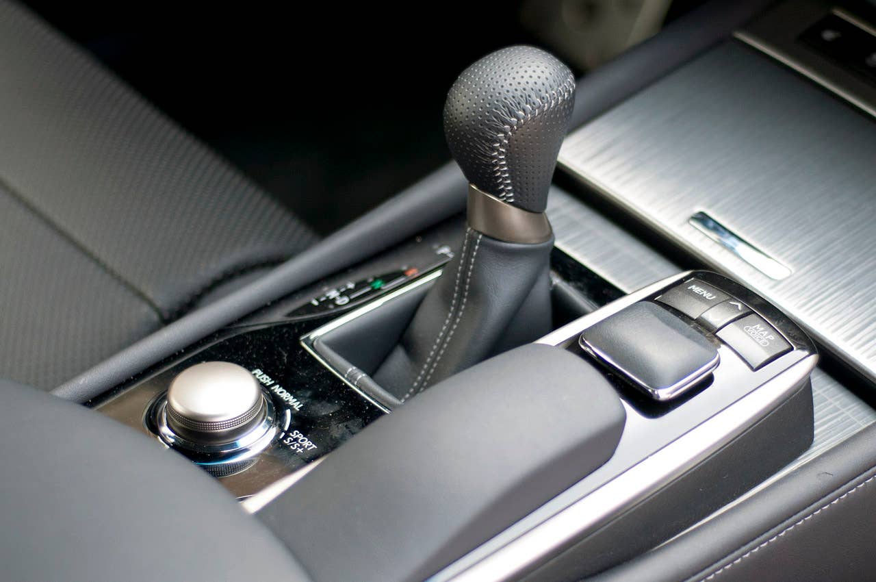 2013 Lexus GS 350 F Sport shifter