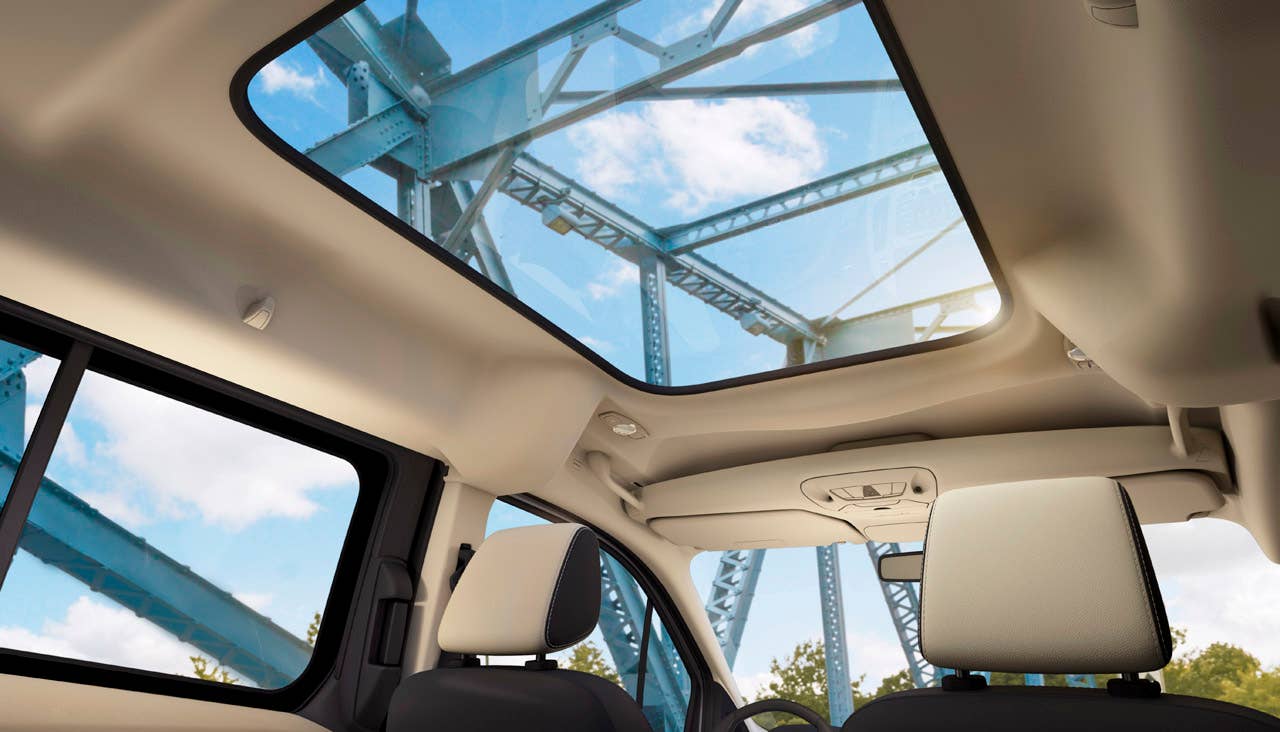 2014 Ford Transit Connect Wagon sunroof