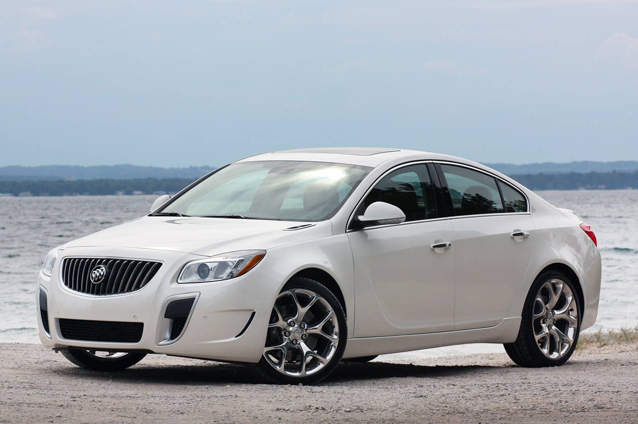 2012 Buick Regal GS front 3/4 view
