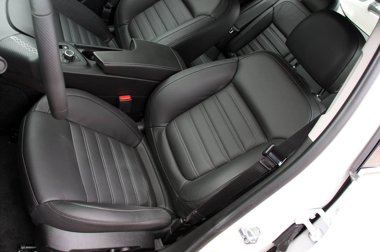 2012 Buick Regal GS front seats