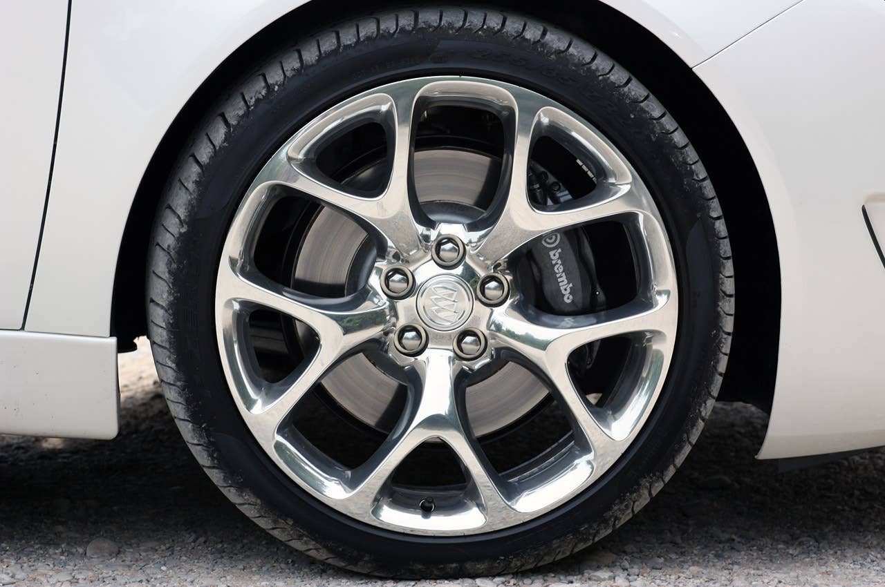2012 Buick Regal GS wheel