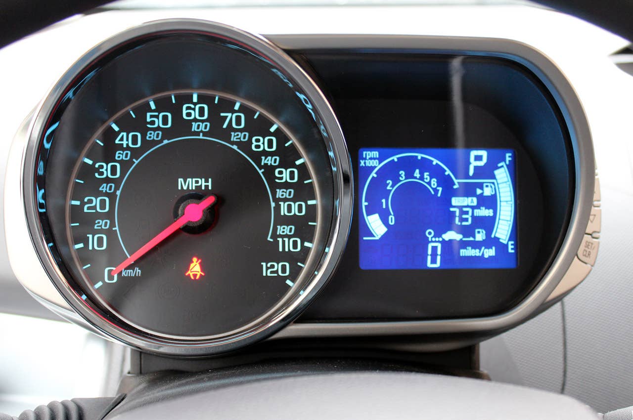 2013 Chevrolet Spark gauges