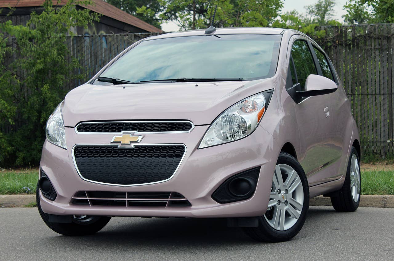 2013 Chevrolet Spark front 3/4 view