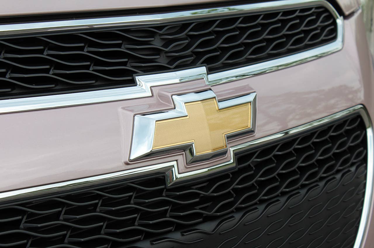 2013 Chevrolet Spark grille