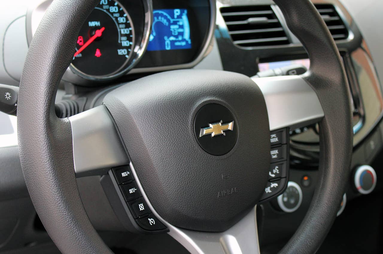 2013 Chevrolet Spark steering wheel