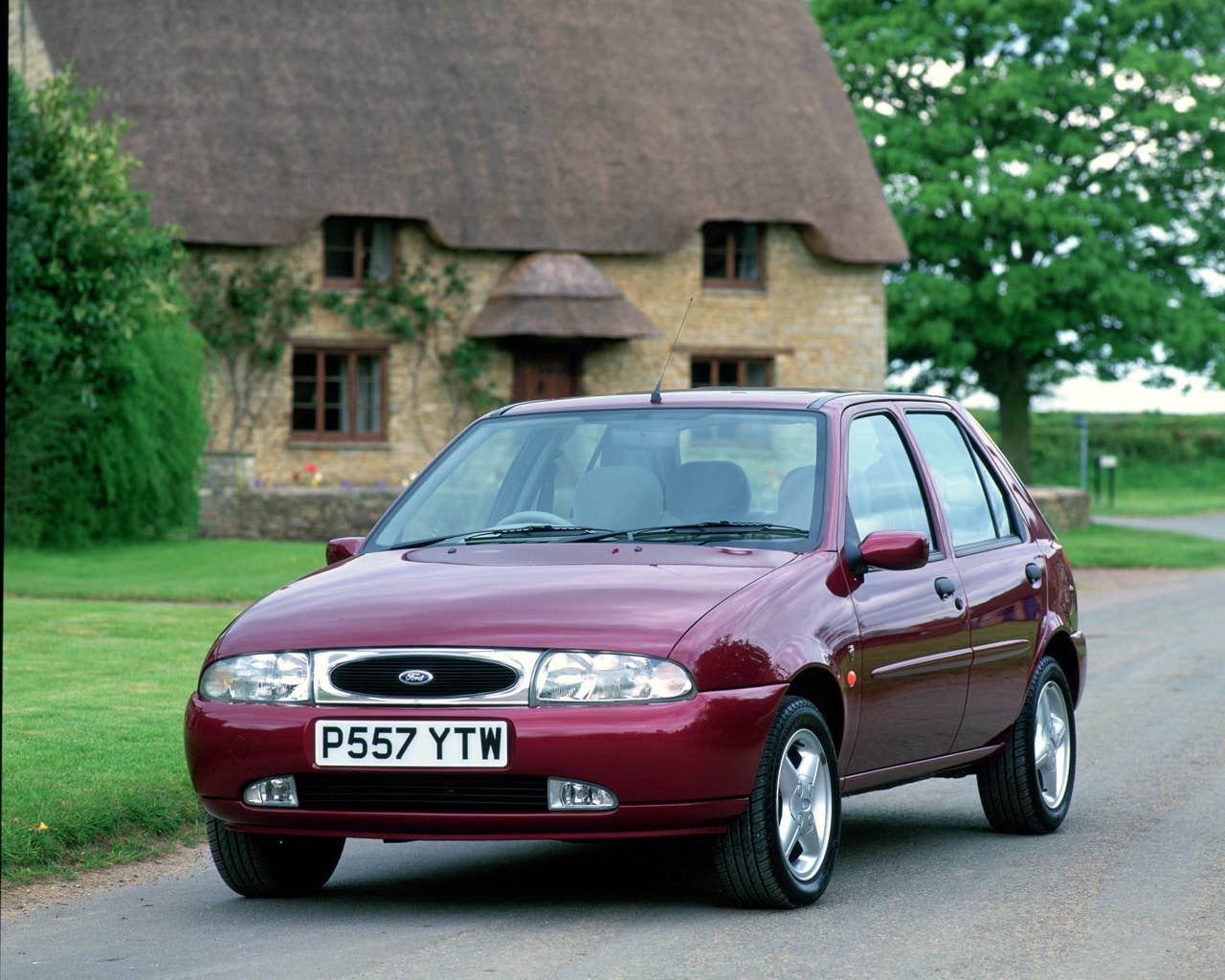 The 1996 MkIV had an aerodynamic shape.