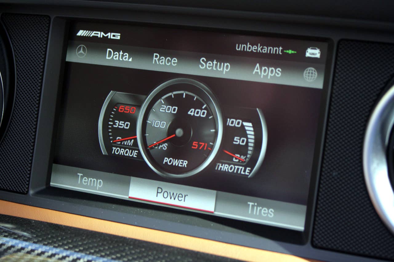 2012 Mercedes-Benz SLS AMG Roadster power gauge