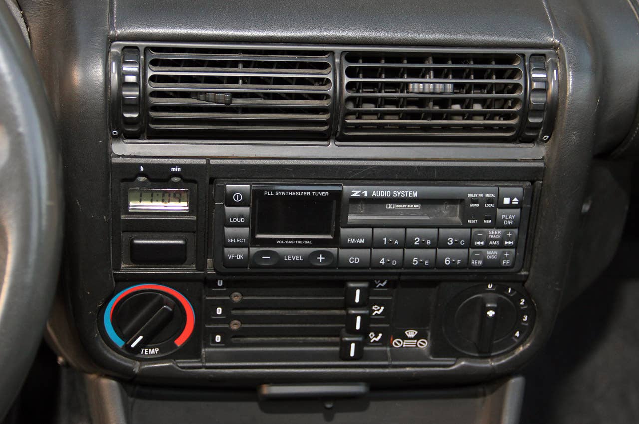 1989 BMW Z1 instrument panel