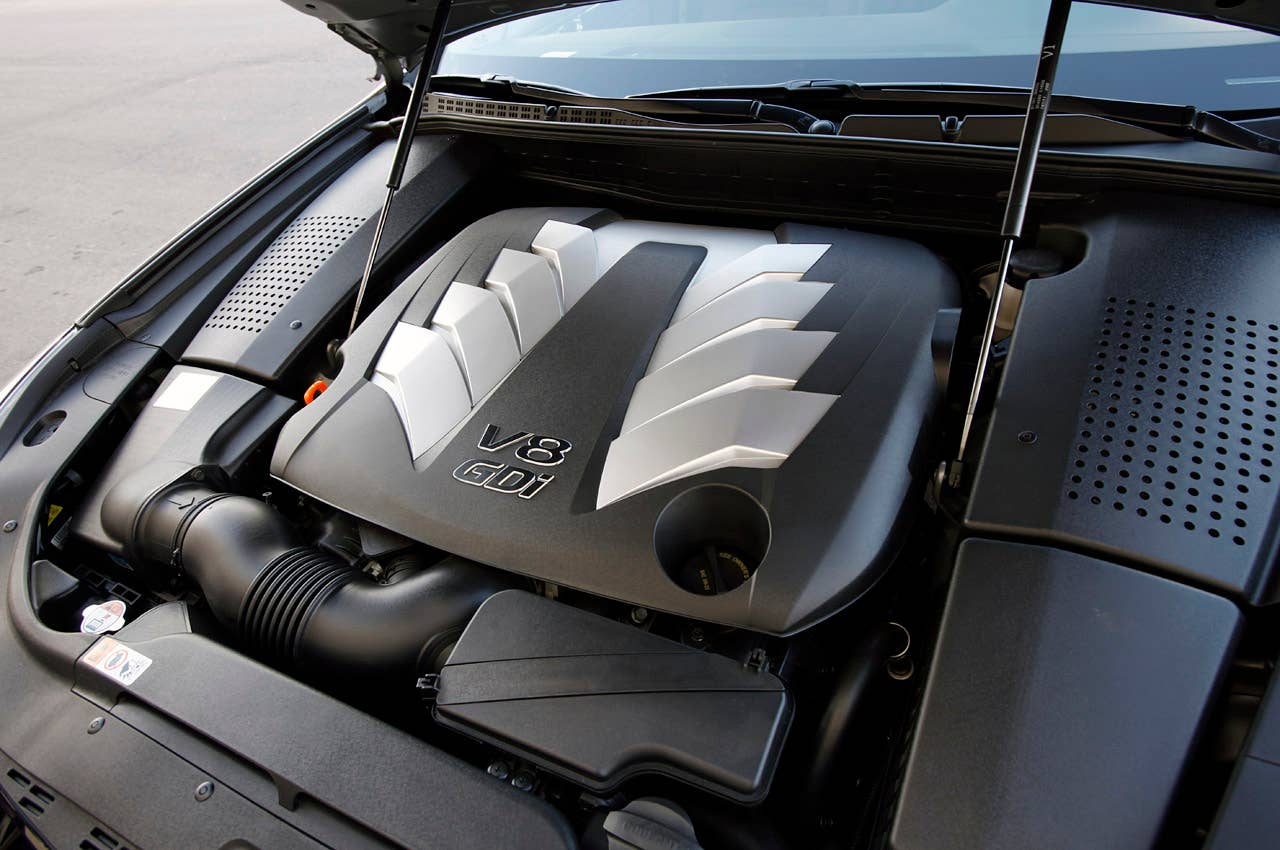 2012 Hyundai Equus engine