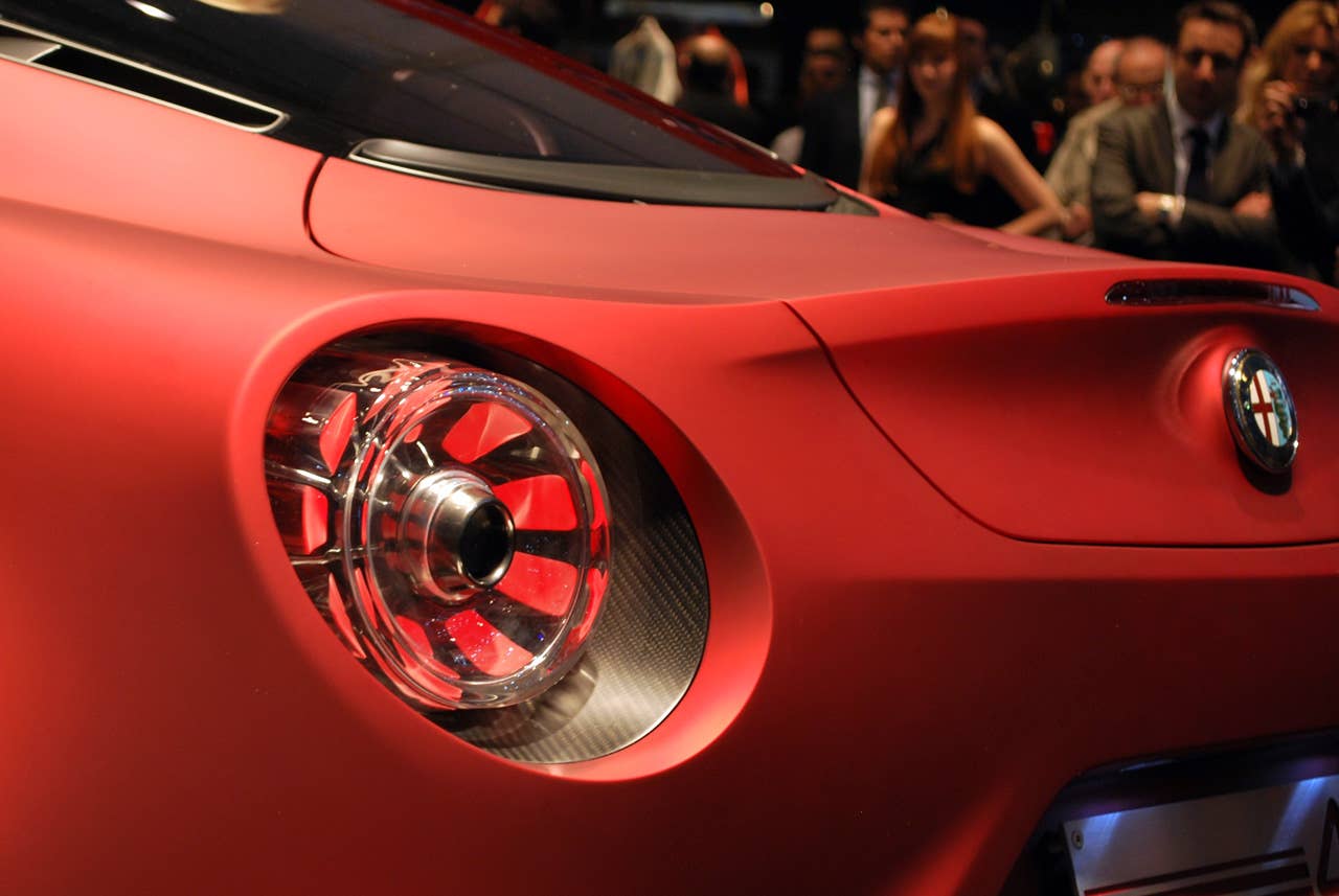 Alfa Romeo 4C Concept: Geneva 2011