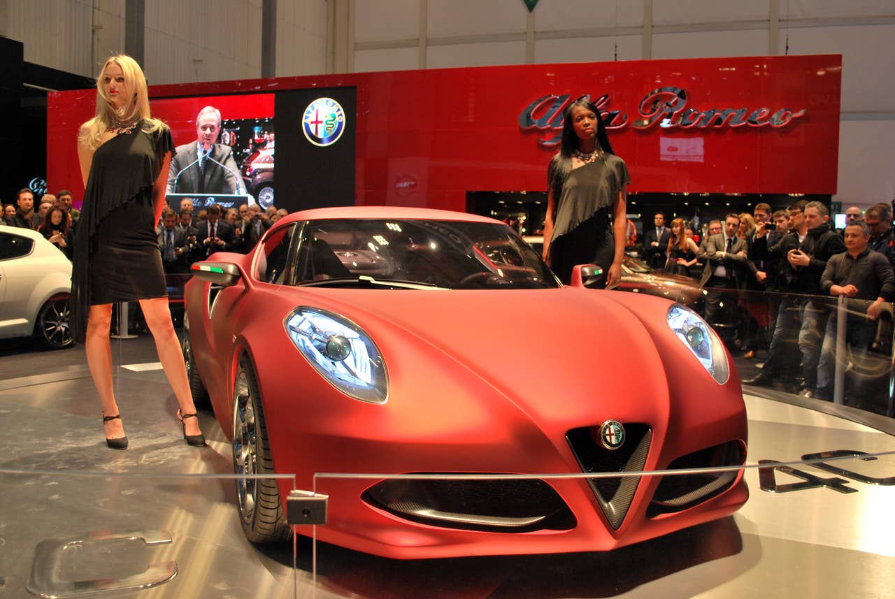 Alfa Romeo 4C Concept: Geneva 2011