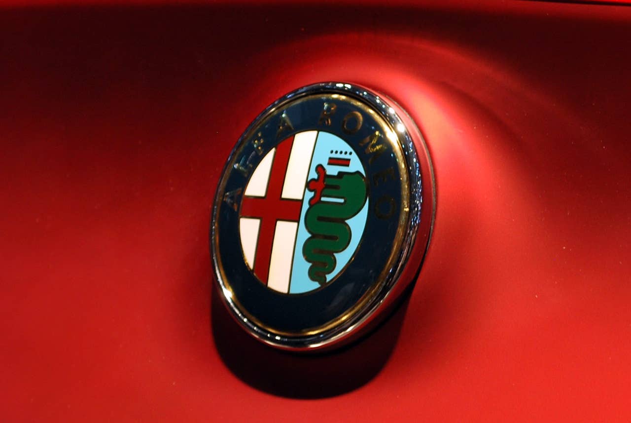 Alfa Romeo 4C Concept: Geneva 2011