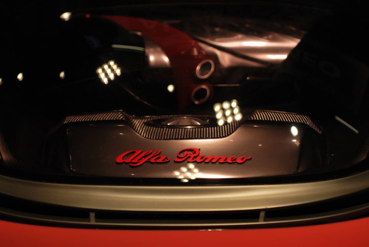 Alfa Romeo 4C Concept: Geneva 2011