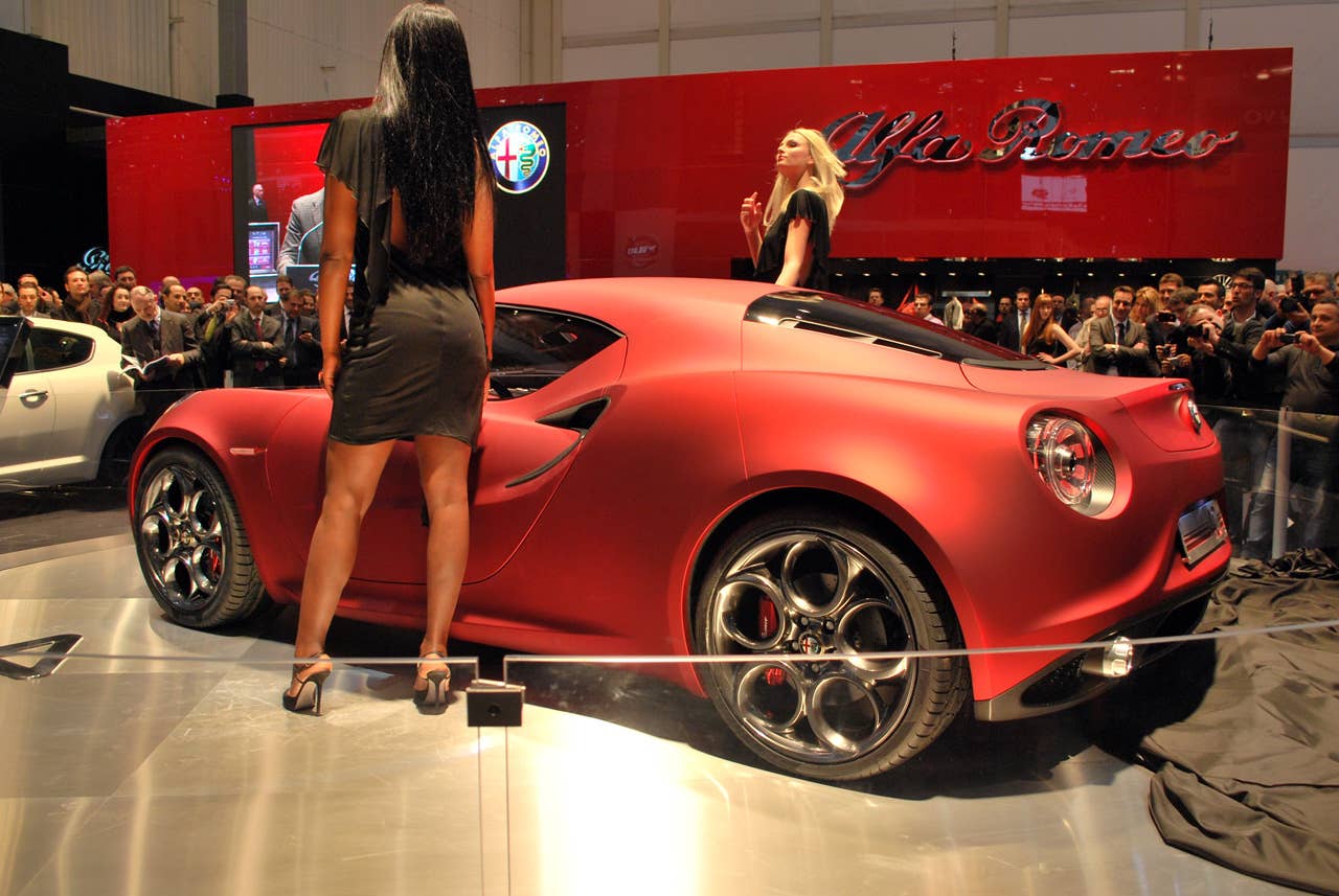 Alfa Romeo 4C Concept: Geneva 2011