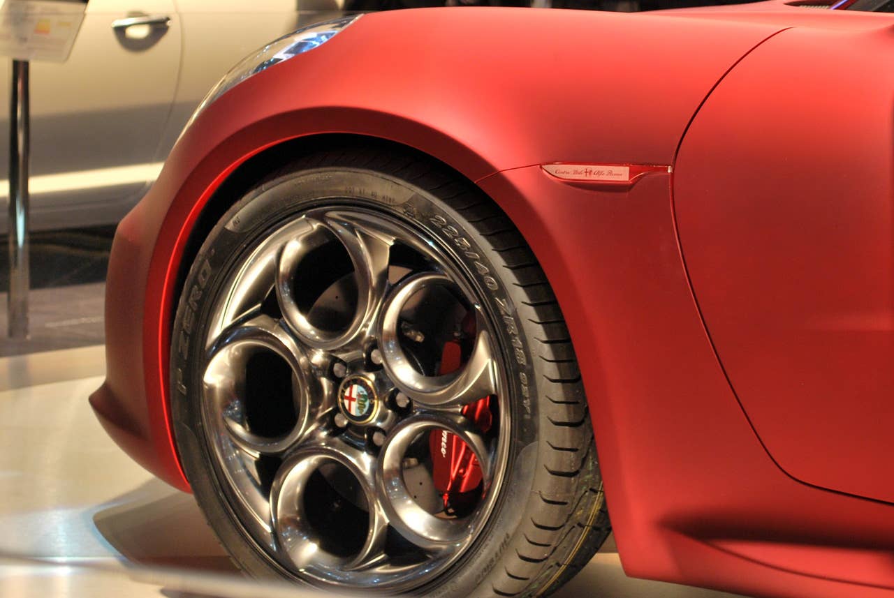 Alfa Romeo 4C Concept: Geneva 2011